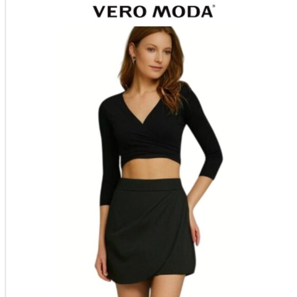 NWT New Nordstrom Vero Moda Dani Tulip High Rise Black Mini Skirt Size 4 - Picture 8 of 8